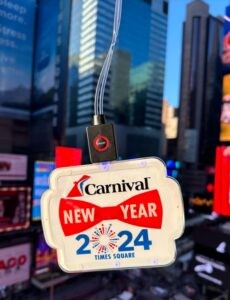 Carnivale Cruise line Light up necklace